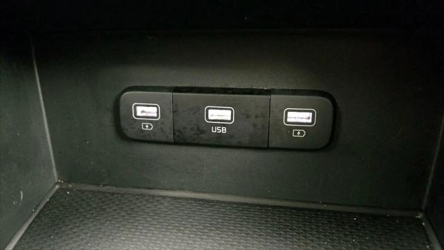 2024 Kia Carnival MPV LX Seat Package