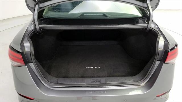 2024 Nissan Sentra SV Xtronic CVT