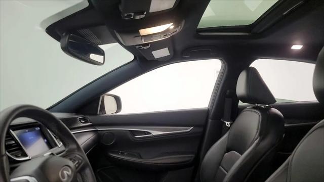 2022 INFINITI QX55 LUXE AWD