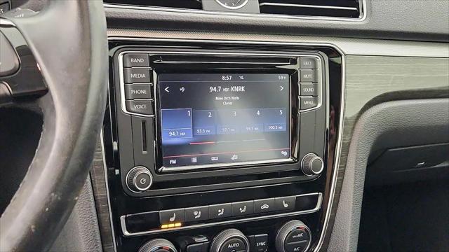2017 Volkswagen Passat 1.8T SE