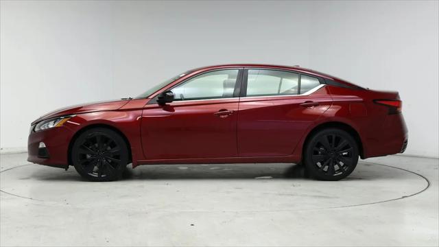 2022 Nissan Altima SR Intelligent AWD