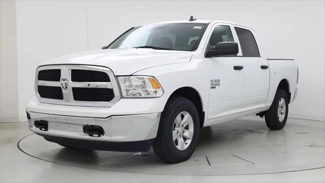 2022 Ram 1500 Classic SLT Crew Cab 4x4 5'7" Box