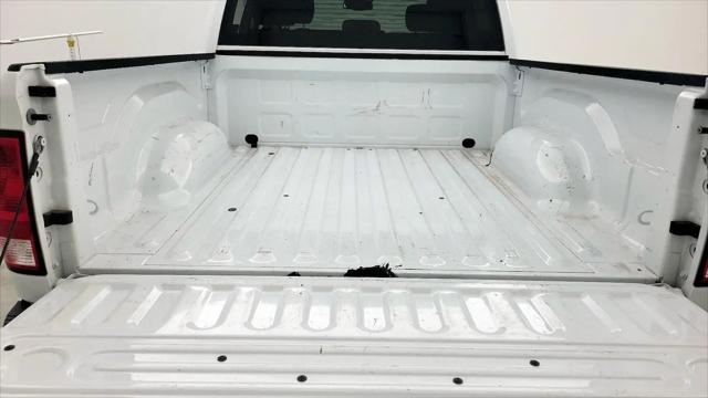 2022 Ram 1500 Classic SLT Crew Cab 4x4 5'7" Box