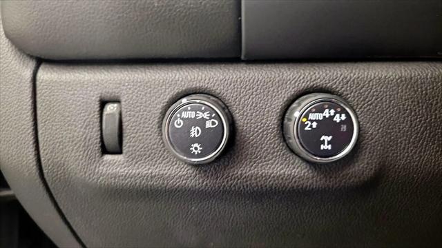 2022 GMC Canyon 4WD Crew Cab Short Box Denali