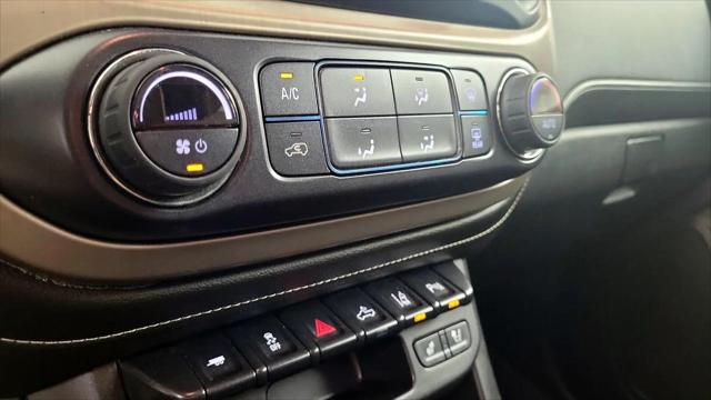 2022 GMC Canyon 4WD Crew Cab Short Box Denali