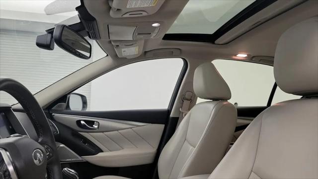 2022 INFINITI Q50 LUXE AWD