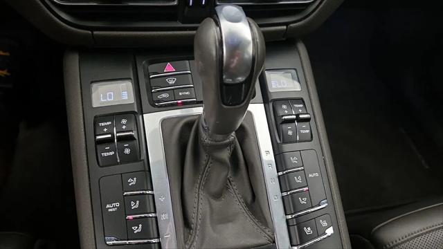 2020 Porsche Macan S