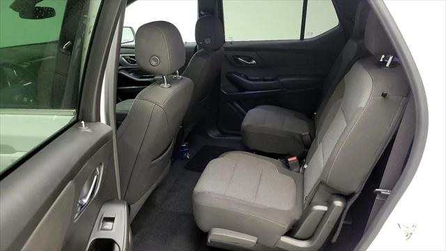2023 Chevrolet Traverse FWD LT Cloth