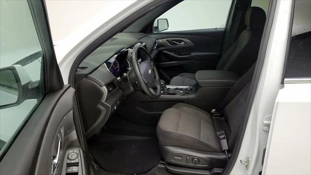 2023 Chevrolet Traverse FWD LT Cloth