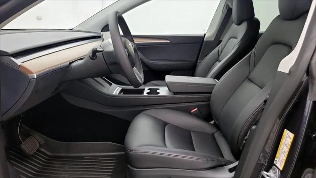 2024 Tesla Model Y Long Range Single Motor Rear-Wheel Drive