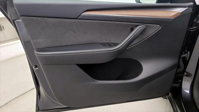 2024 Tesla Model Y Long Range Single Motor Rear-Wheel Drive