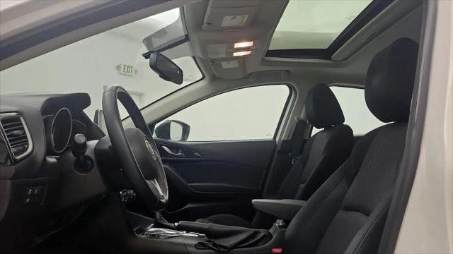 2015 Mazda Mazda3 i Touring