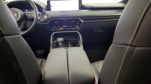 2024 Mazda X-90 Premium Plus