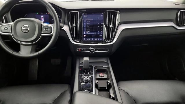 2024 Volvo S60 B5 Core Dark Theme