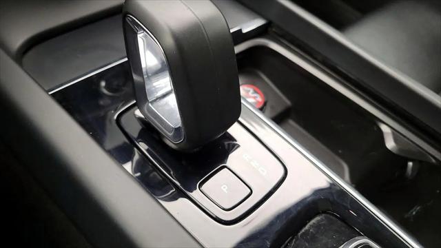 2024 Volvo S60 B5 Core Dark Theme