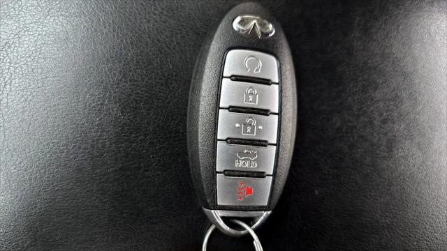 2017 INFINITI Q60 3.0t Red Sport 400