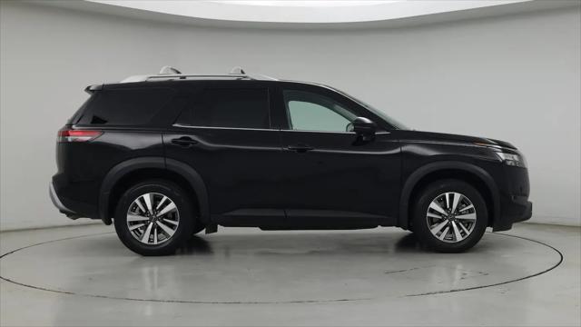 2025 Nissan Pathfinder SL FWD