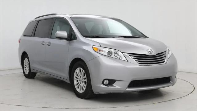 2017 Toyota Sienna XLE 8 Passenger for sale in Franklin, TN