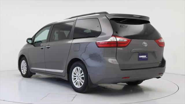 2017 Toyota Sienna XLE 8 Passenger