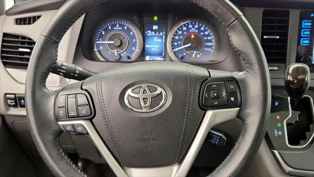 2017 Toyota Sienna XLE 8 Passenger