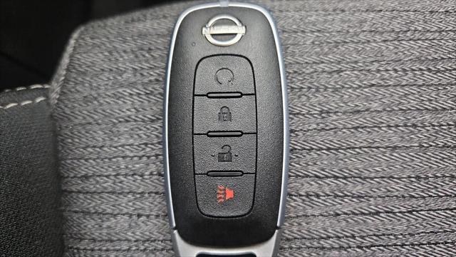 2023 Nissan Rogue SV FWD