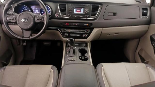 2017 Kia Sedona LX