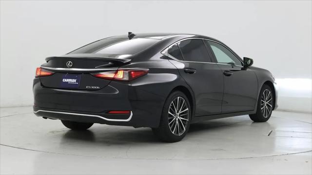 2024 Lexus ES 300h ES 300h