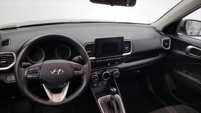 2020 Hyundai Venue SEL