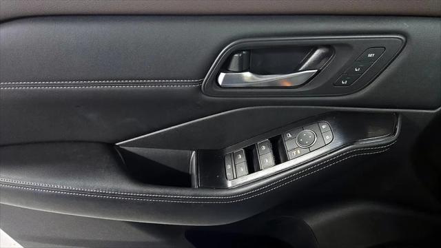 2023 Nissan Rogue SL Intelligent AWD