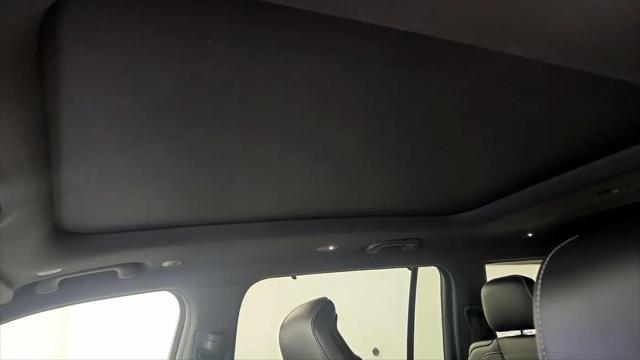 2022 Jeep Grand Cherokee L Overland 4x2