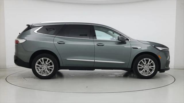 2023 Buick Enclave Essence FWD