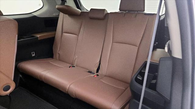 2025 Toyota Grand Highlander Platinum
