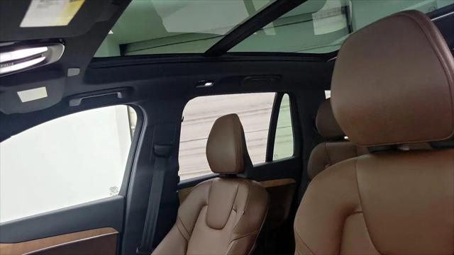2025 Volvo XC90 B5 Plus