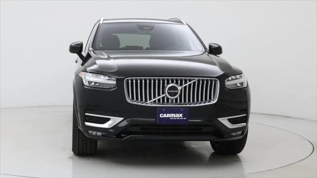 2025 Volvo XC90 B5 Plus
