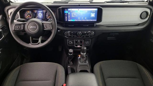 2025 Jeep Wrangler 4-Door Summit 4x4