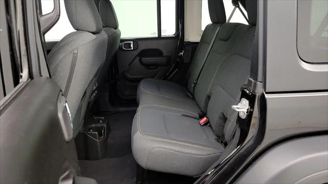 2025 Jeep Wrangler 4-Door Summit 4x4