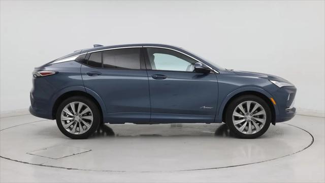 2025 Buick NV Avenir FWD
