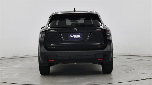 2025 Nissan Kicks SR FWD