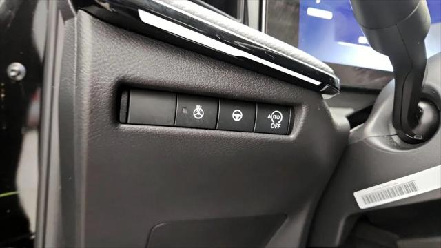 2025 Nissan Kicks SR FWD
