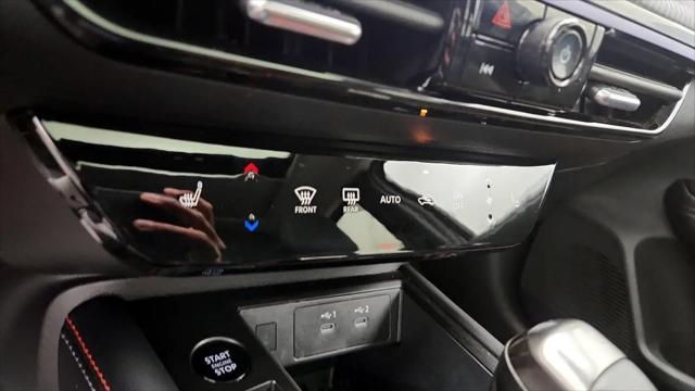 2025 Nissan Kicks SR FWD