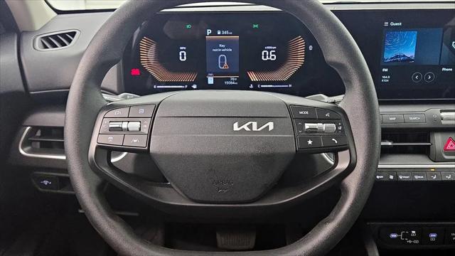 2025 Kia K4 LX