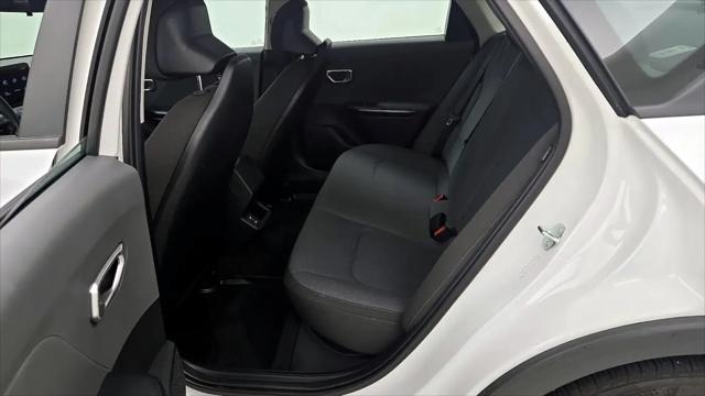2025 Kia K4 LX