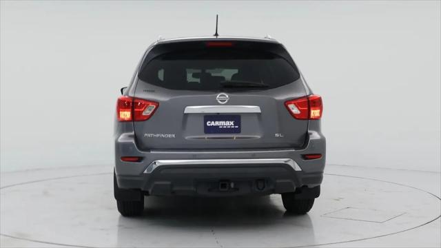 2017 Nissan Pathfinder SL