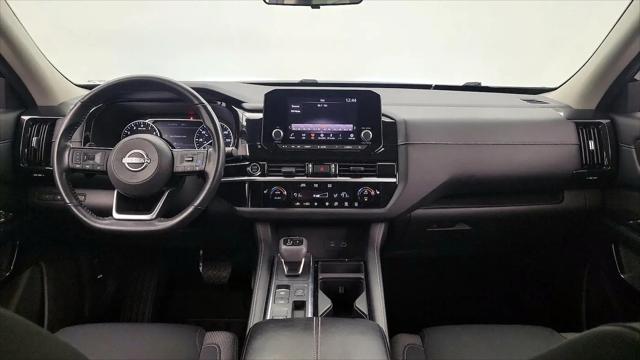 2022 Nissan Pathfinder SV 2WD