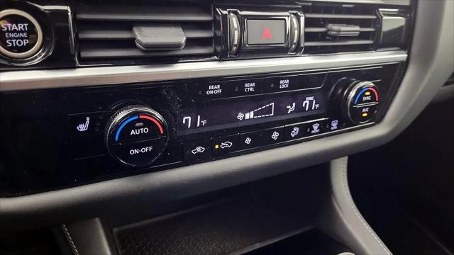 2022 Nissan Pathfinder SV 2WD