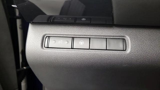 2022 Nissan Pathfinder SV 2WD