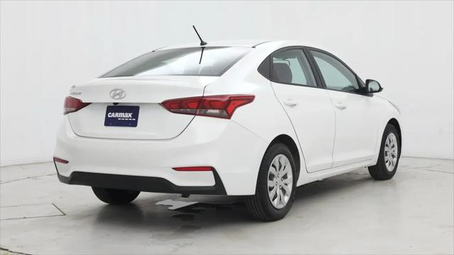 2022 Hyundai Accent SE