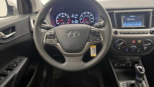 2022 Hyundai Accent SE
