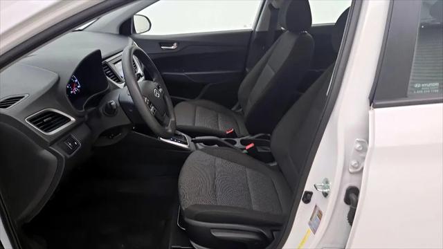 2022 Hyundai Accent SE