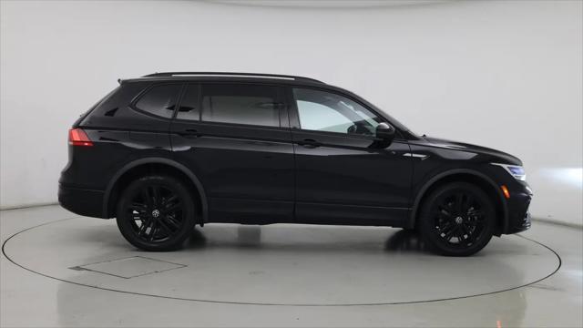 2022 Volkswagen Tiguan 2.0T SE R-Line Black